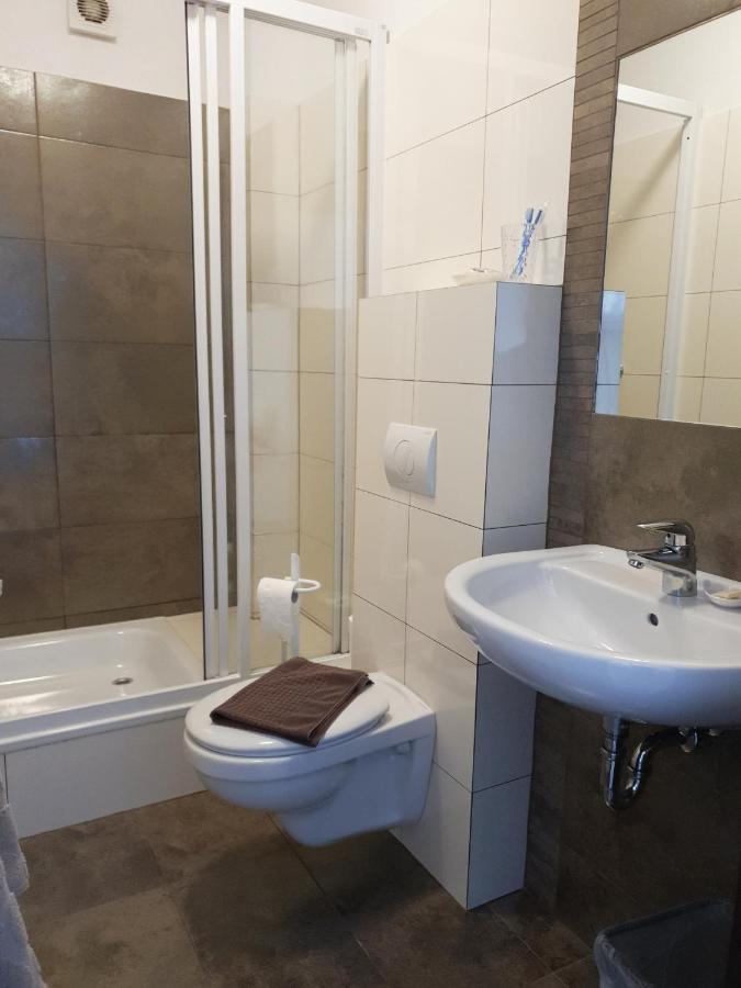 Ferienzimmer Ellisee, Kontaktloser Check-In FDH Exteriör bild